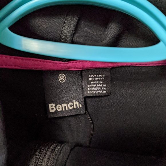 Bench hoodie - Picture 3 of 3